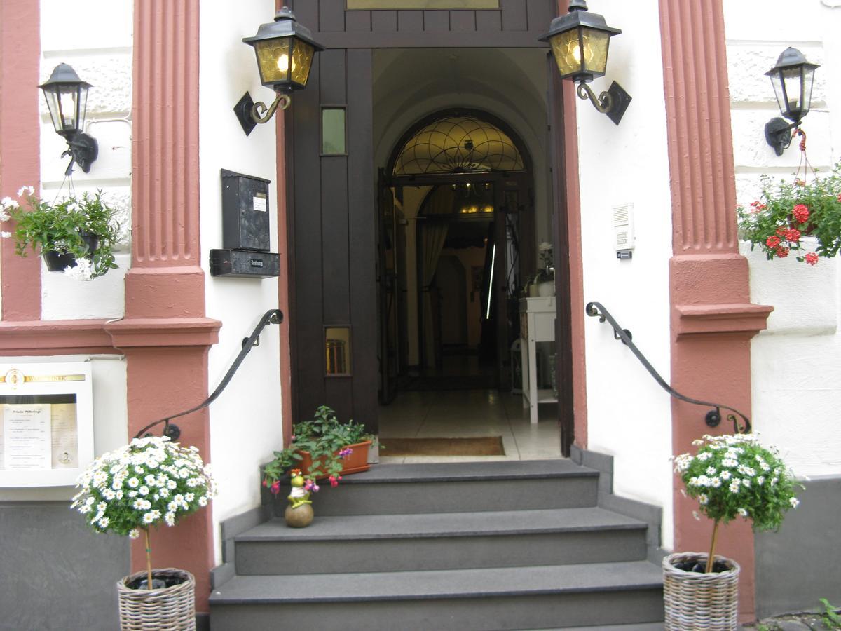 Hotel-Restaurant Kastel Bernkastel-Kues Eksteriør billede